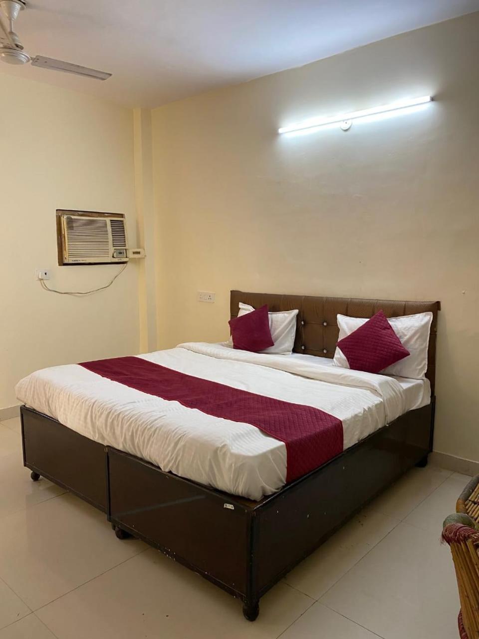 Pragya Palace Hotel 3*