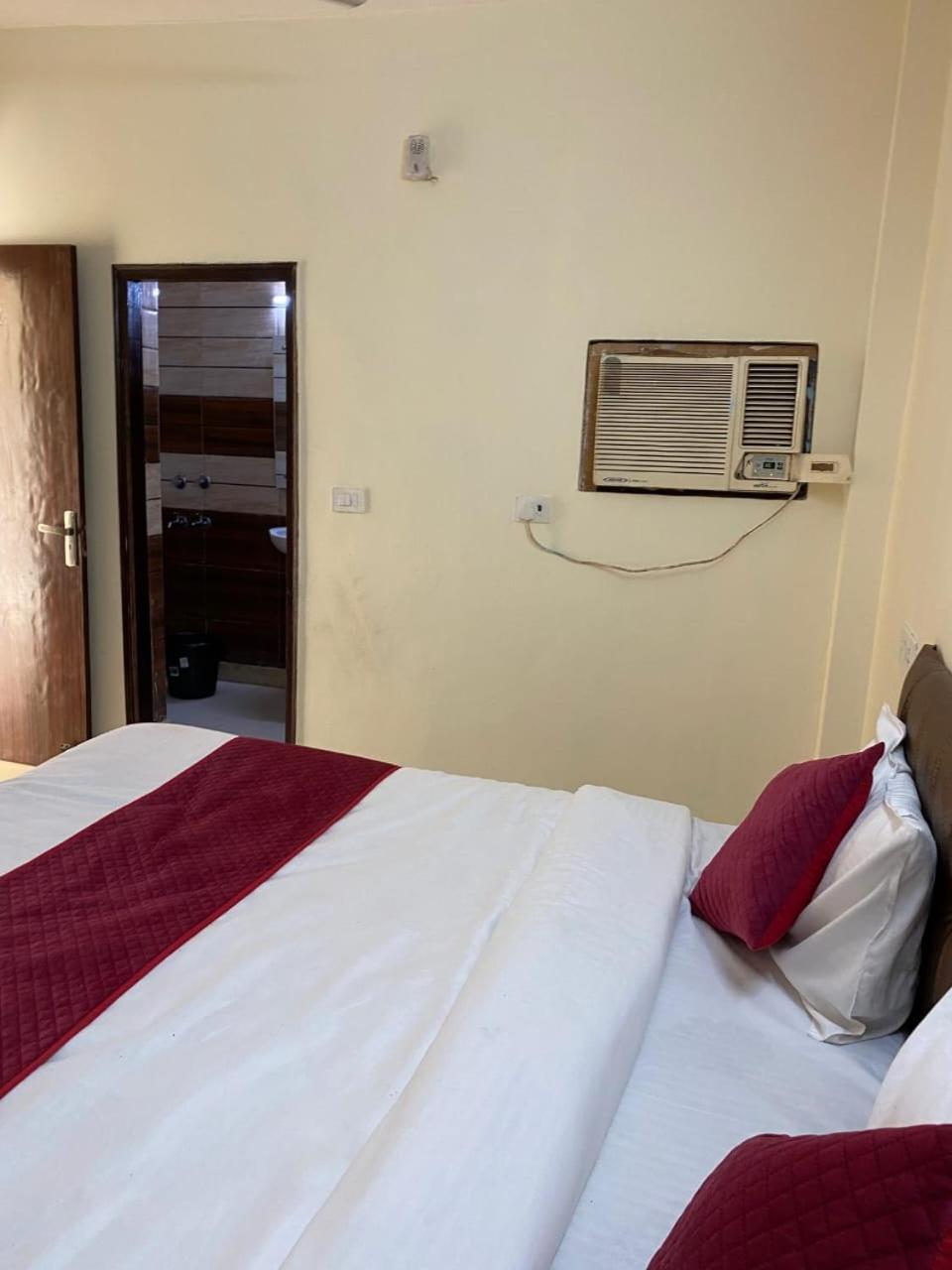 Hotel Pragya Palace